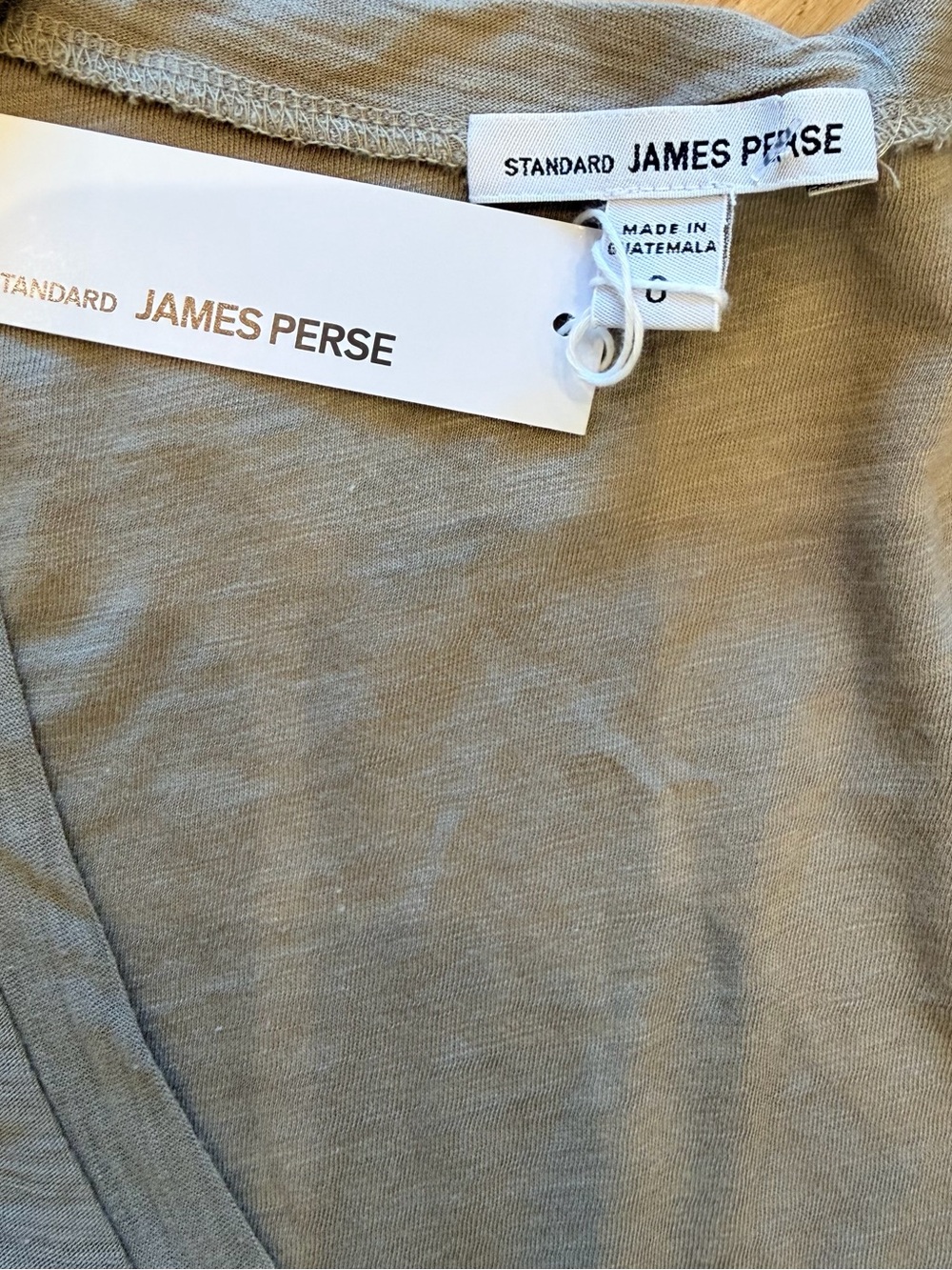 James Perse Women’s Scoop Neck Short Sleeve Tee Sz 0 NWT - Picture 2 of 7